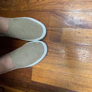 gold steve madden shoes